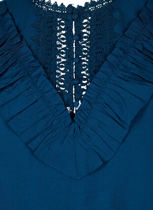 Zizzi Viskoosista valmistettu pusero röyhelöillä ja kirjontayksityiskohdilla., Titan, Packshot image number 2