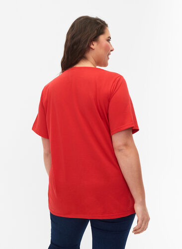 Zizzi FLASH - T-paita kuvalla, High Risk Red, Model image number 1