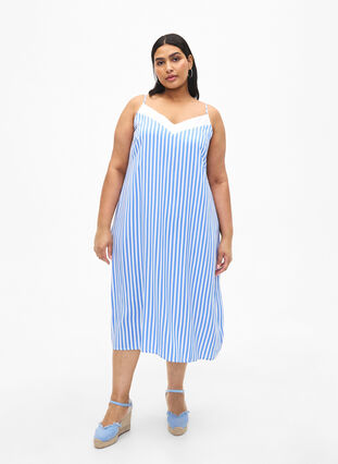 Zizzi FLASH - Raidallinen nauhaolkainmekko viskoosista, L. Blue White Stripe, Model image number 0