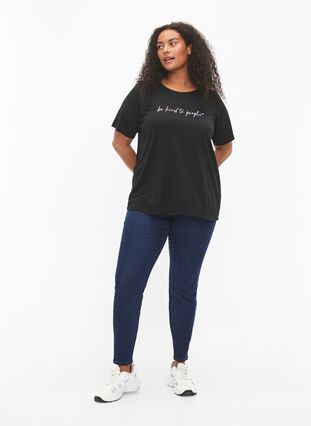 Zizzi FLASH – kuviollinen t-paita, Black Be Kind, Model image number 2