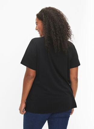 Zizzi Puuvillainen T-paita kuviolla, Black w. Lion, Model image number 1