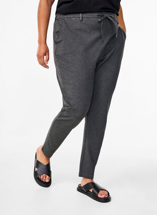 Zizzi Kropatut Maddison-housut , Dark Grey Melange, Model image number 2