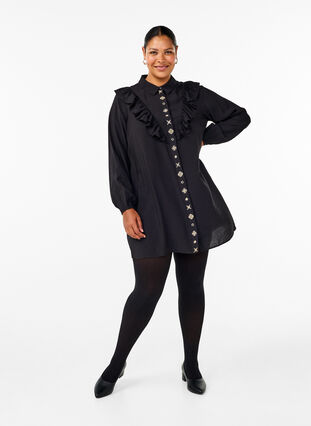 Zizzi Paitamekko röyhelöillä ja kirjailluilla yksityiskohdilla, Black, Model image number 3