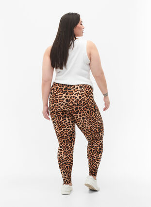 Zizzi Viskoosileggingsit leopardikuviolla, Leo, Model image number 1