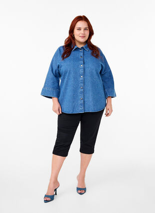 Zizzi Farkkupaita tekojalokivillä ja 3/4-pituisilla hihoilla, Bl. Denim Rhinestone, Model image number 2