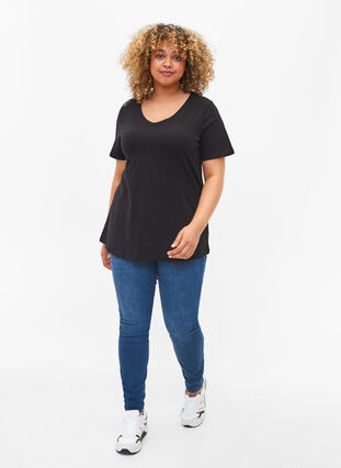 Zizzi Yksivärinen puuvillainen T-paita, Black, Model image number 2