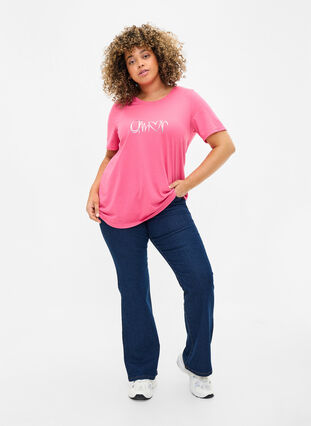 Zizzi FLASH – kuviollinen t-paita, Hot Pink Amour, Model image number 2