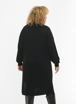 Zizzi Oversize-mallinen neulemekko halkiolla, Black, Model image number 1