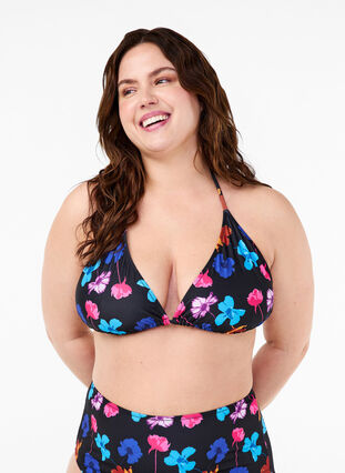 Zizzi Kolmiomallinen bikiniyläosa printillä, Black Flower AOP, Model image number 0