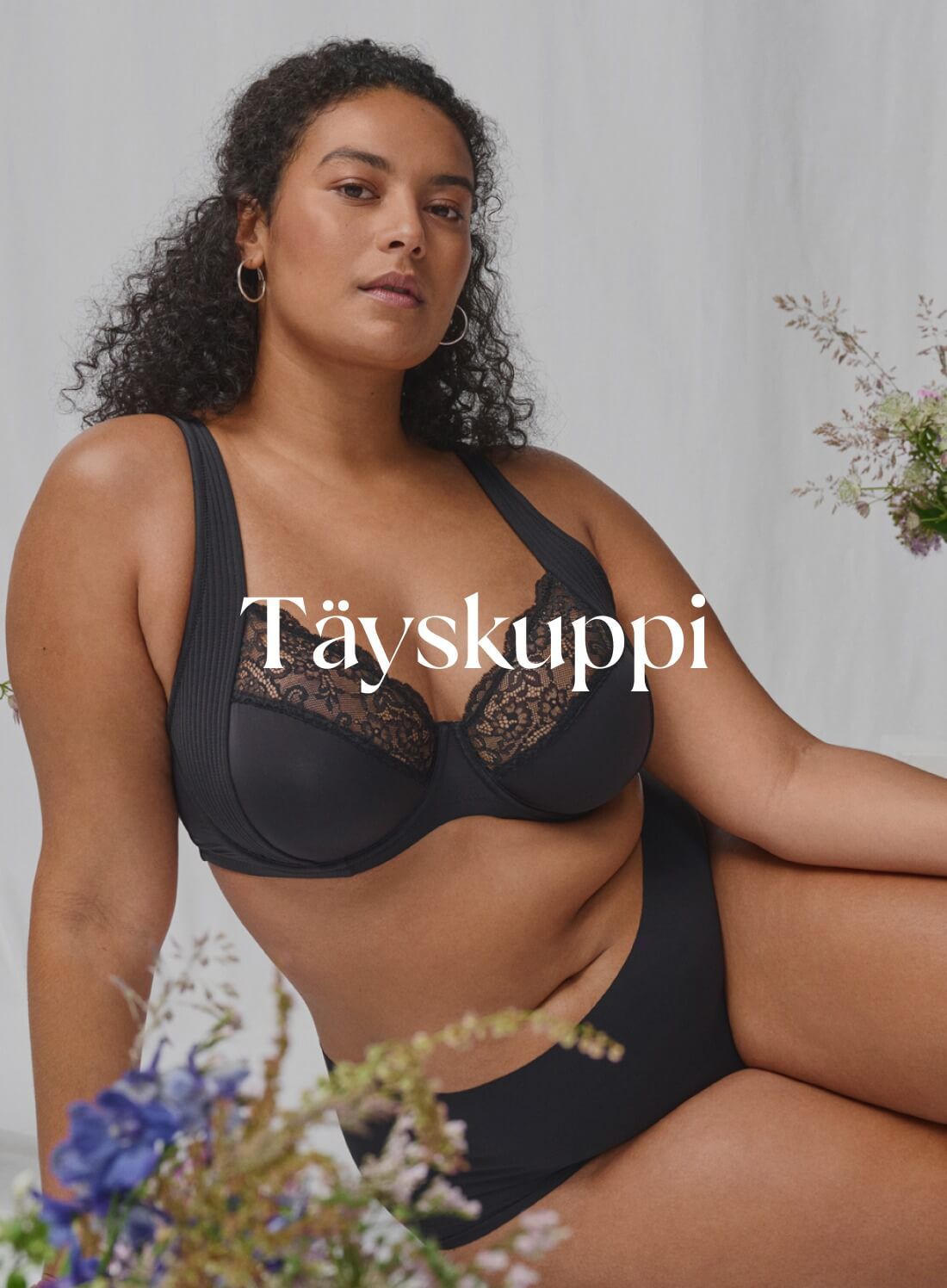 Bralette naisille - Isot koot - Koot 85E-115H - Zizzi